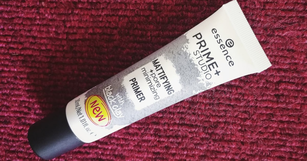 รีวิวไพรเมอร์สายสิว ผิวมัน รูขุมขนกว้าง : ESSENCE PRIME+STUDIO MATTIFYING + PORE MINIMIZING PRIMER With Black Clay