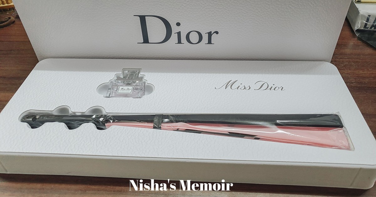 DIOR'S PLATINUM GIFT