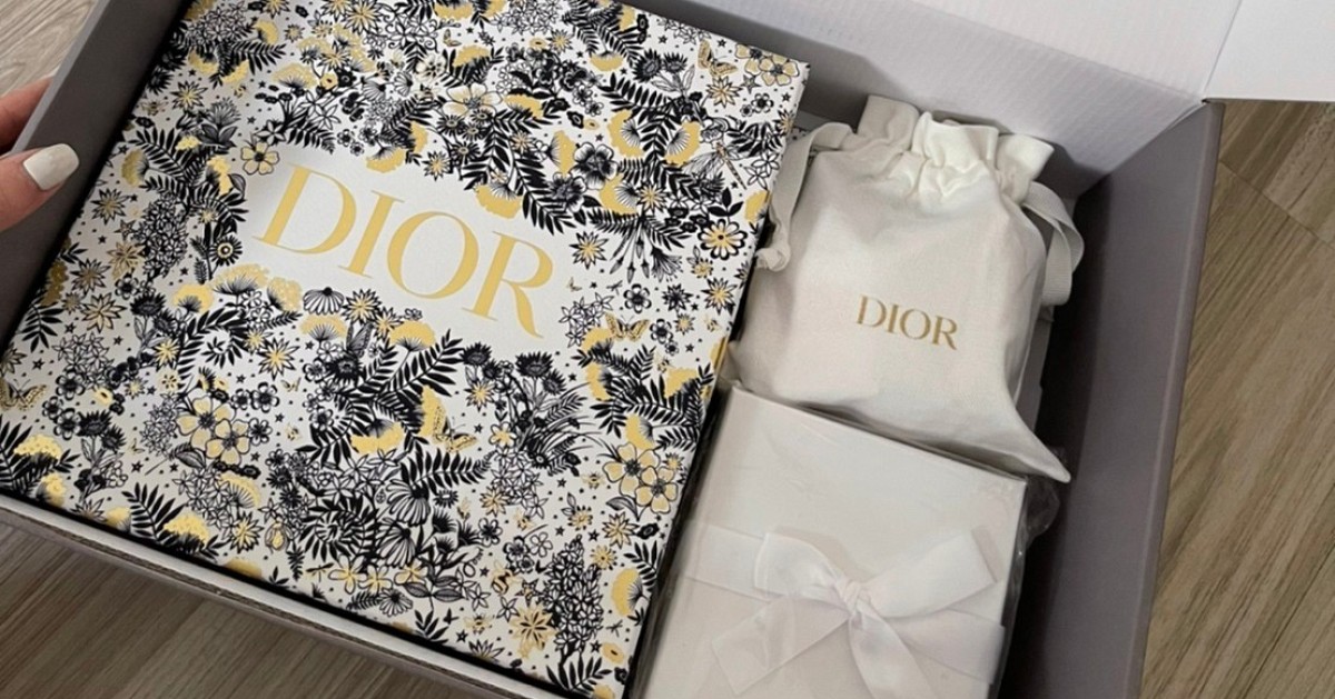 ของแถมต๊าซซซมาก!!! สั่ง Dior ออนไลน์ครั้งแรก