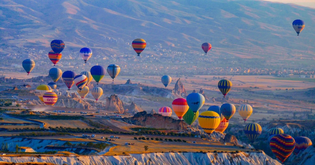 ชวนขึ้น Hot Air Balloon ชมพระอาทิตย์ขึ้นกันที่ Cappadocia