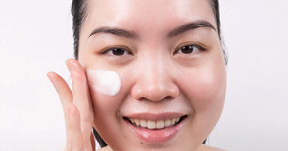 HER HYNESS UV Adapt Sunscreen SPF50+ PA++++ ﻿— รีวิวจากจิน่า