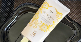 เป็นครีมทามือแล้วจะต้องลัคชูขนาดนี้มั้ย??