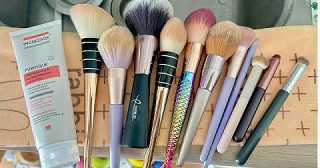 INGREDIOX PURIFIQUE นอกจากจะล้างหน้าดีแล้ว ยังล้างแปรงสะอาดด้วยนะ🩷