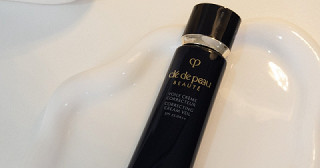 CLE DE PEAU ✨ CORRECTING CREAM VEIL