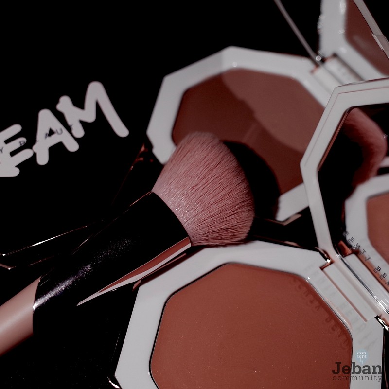 Review Fenty Beauty Cheeks Out Freestyle Cream Bronzer