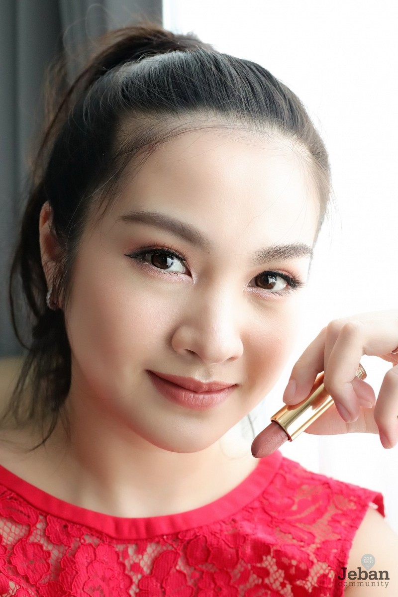 ตรุษจีนปีนี้ ลิปสติก GUCCI สี NUDE