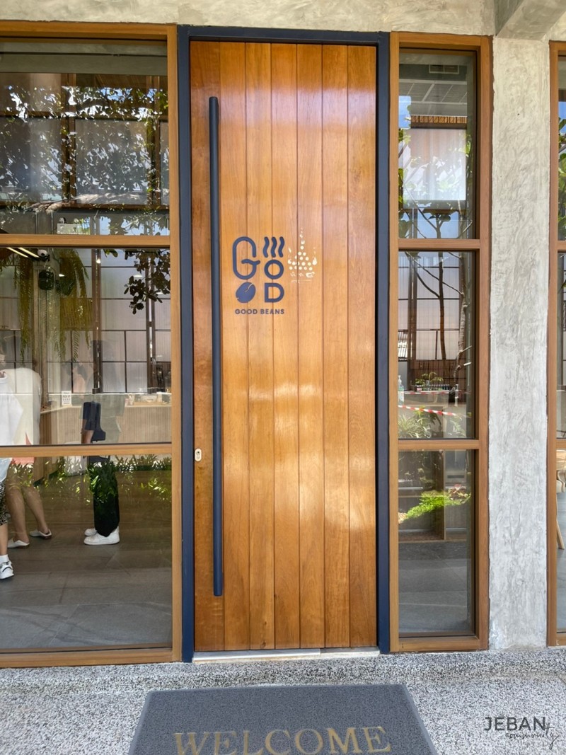 พาชมคาเฟ่บรรยากาศสุดฮีลใจ Good Beans khon kaen สายถ่ายรูปห้ามพลาด!