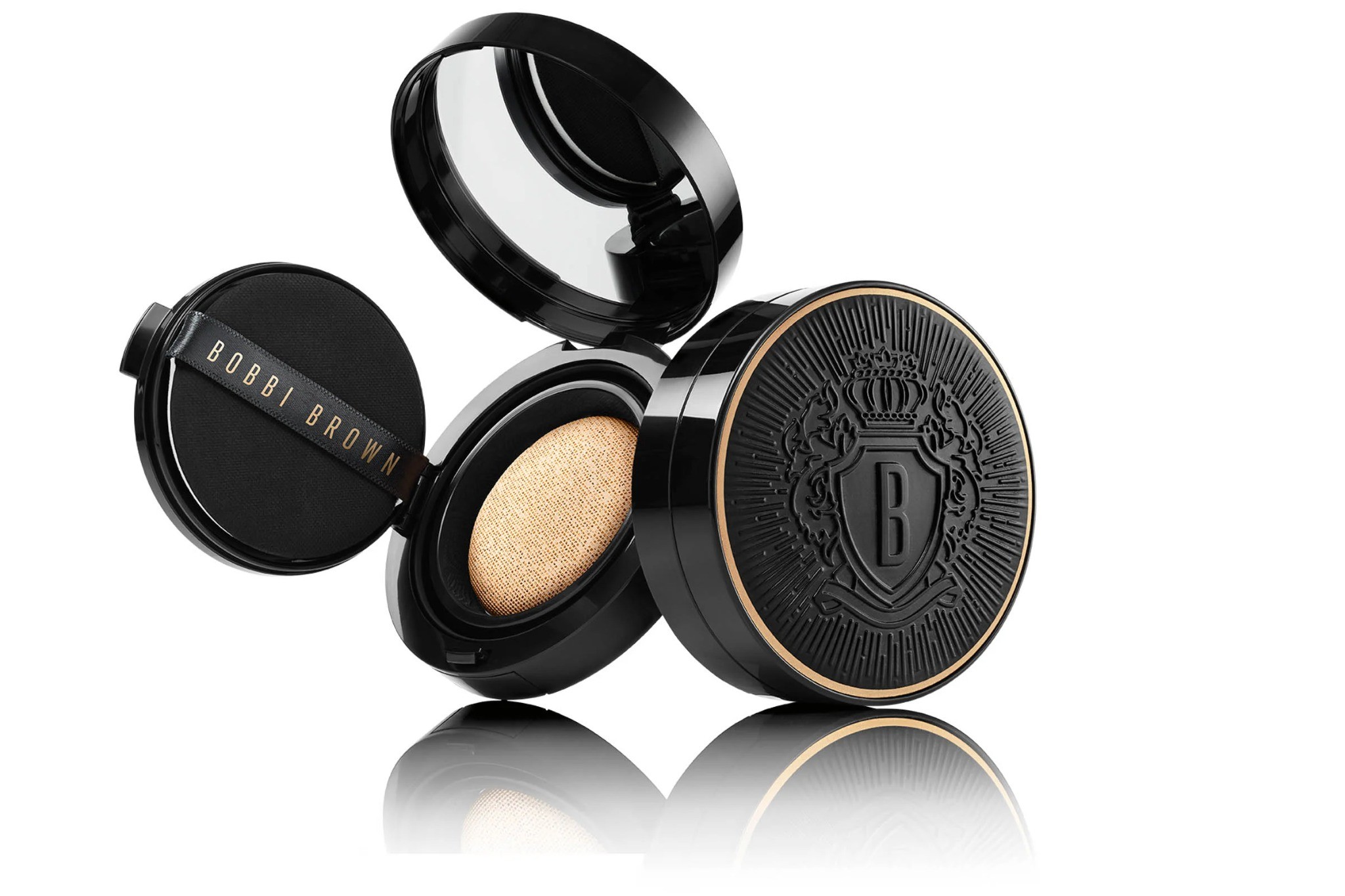 คุชชั่นใหม่ Bobbi Brown เตรียมแลนดิ้ง Weightless Skin Cushion Foundation