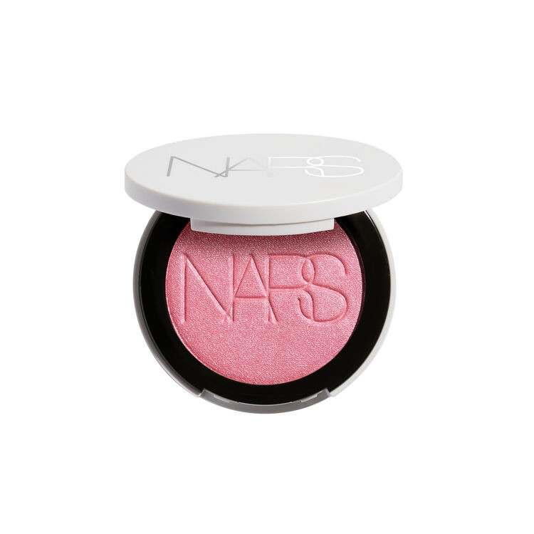 Light Reflecting Luminizing Blush