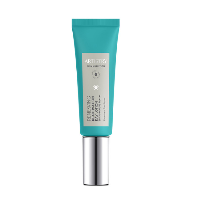Skin Nutrition Renewing Reactivation Day Lotion SPF 30