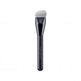 Master Blending Foundation Brush
