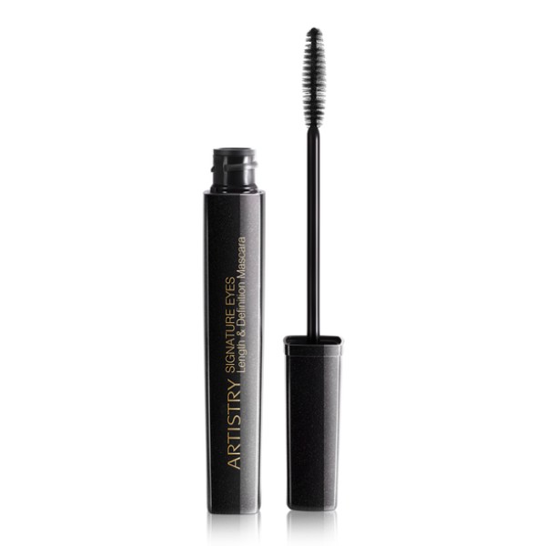 Signature Eyes Length & Definition Mascara