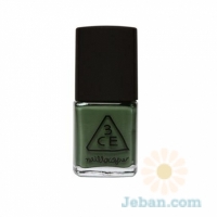 Nail Lacquer : Grayish