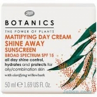 Shine Away : Mattifying Day Cream SPF15