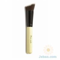 Angled Flat Top Kabuki Brush