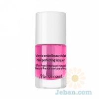 Perfecting Glow Lacquer Nagellack