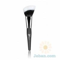 Angled Radiance Crème Brush