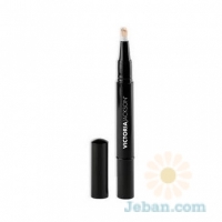 Victoria’s Illuminating Highlight Pen