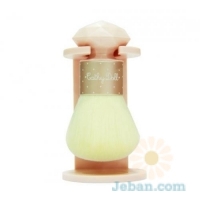 Kabuki Lovely Xclon Brush