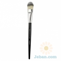 G18 Flawless Foundation Brush