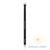 The Eye Sculpt Brush
