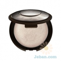 Shimmering Skin Perfector Poured