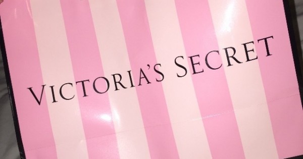 รีวิว น้ำหอม Victoria's Secret กลิ่น Scandalous