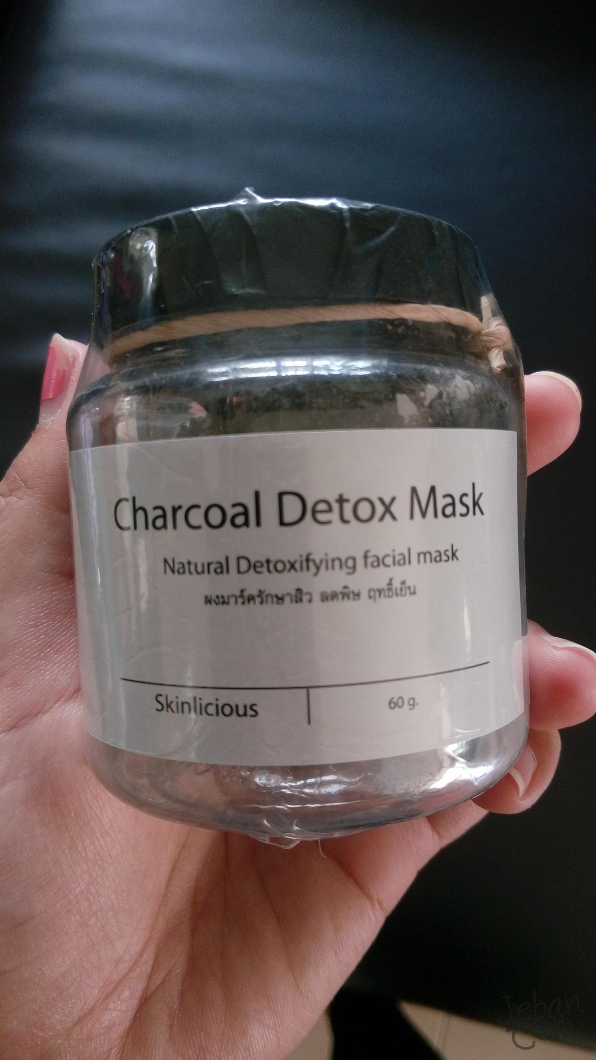[ เห่อ ] Charcoal DETOX Mask