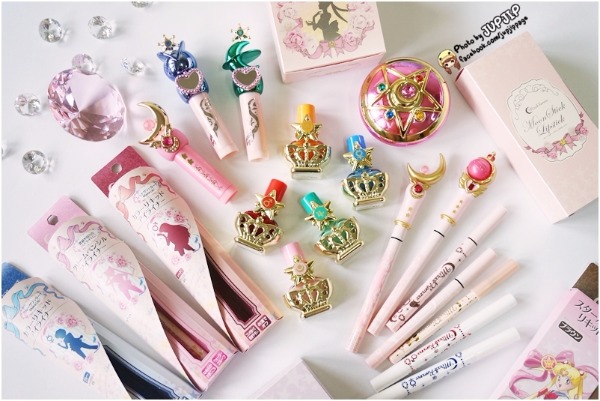 Swatch & Review :: Sailor Moon Miracle romance make up collection